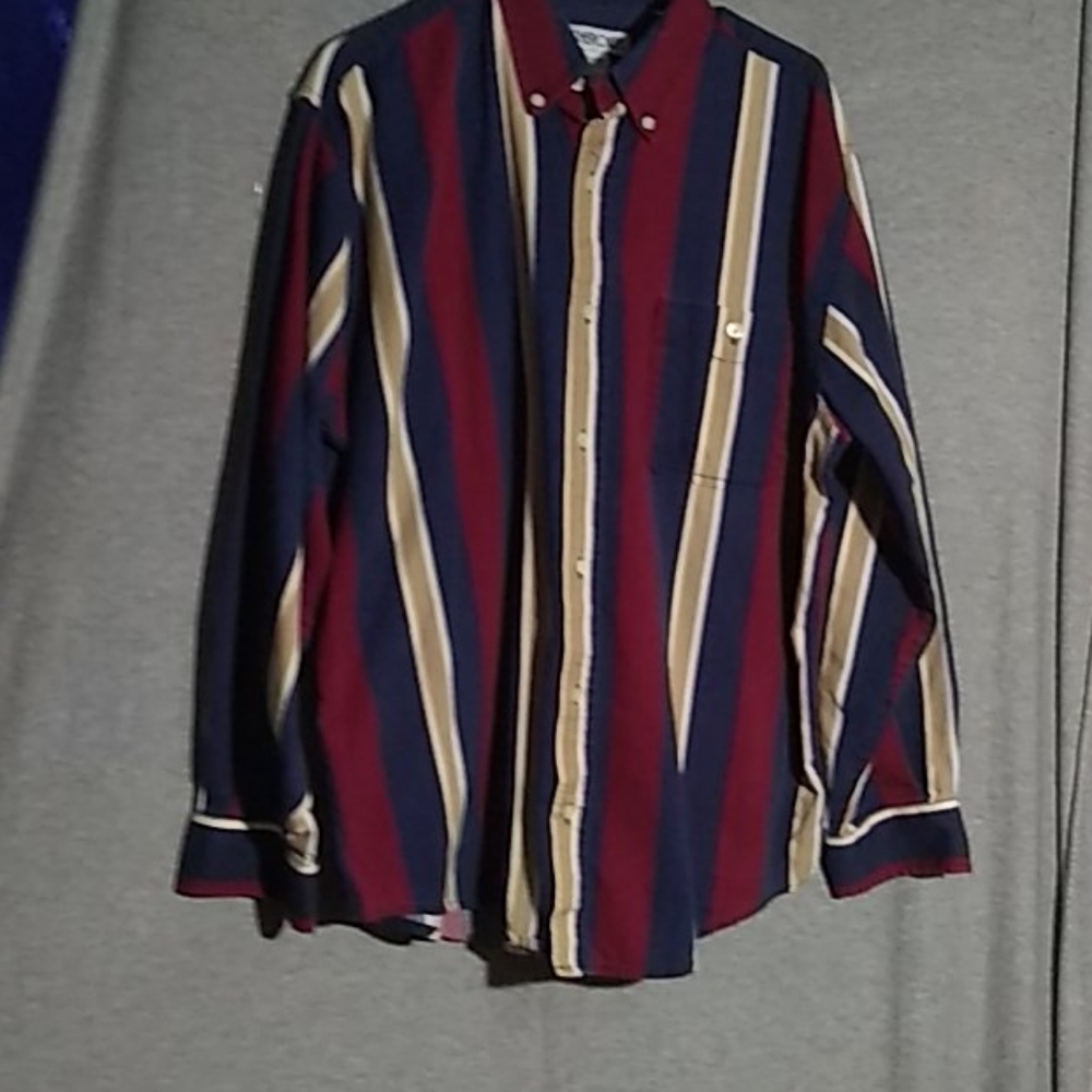 3-$25📌Cherokee long sleeve shirt